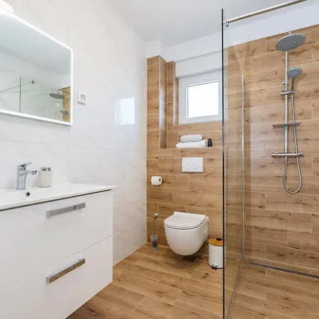 Skyline Luxe Apartman