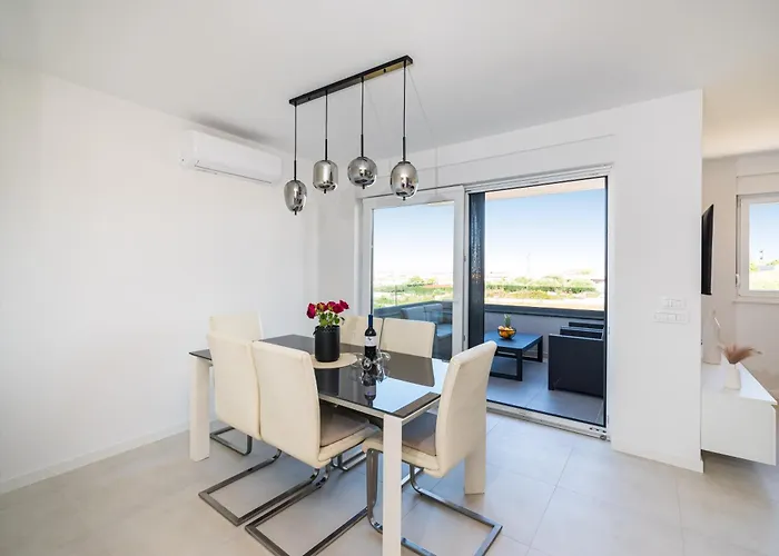 Skyline Luxe דירה זאדאר