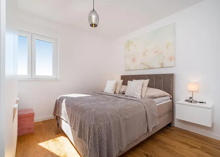 Skyline Luxe זאדאר